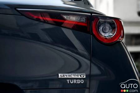 2021 Mazda CX-30 Turbo, badging